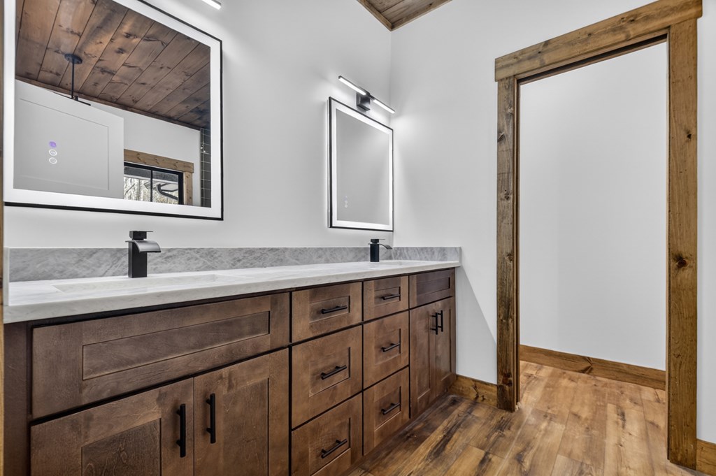 429501 Blue Ridge Residential