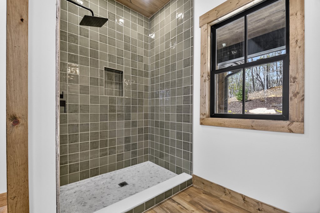 429501 Blue Ridge Residential