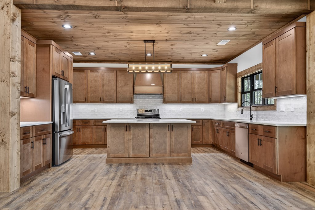 429501 Blue Ridge Residential