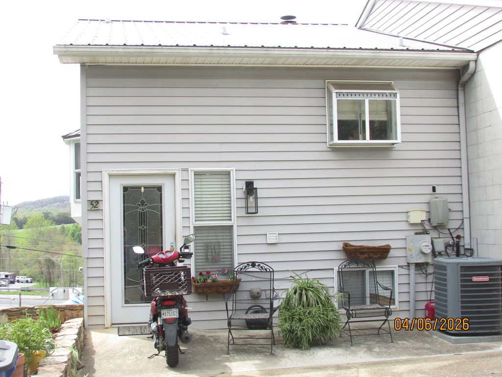 429506 Hayesville Residential