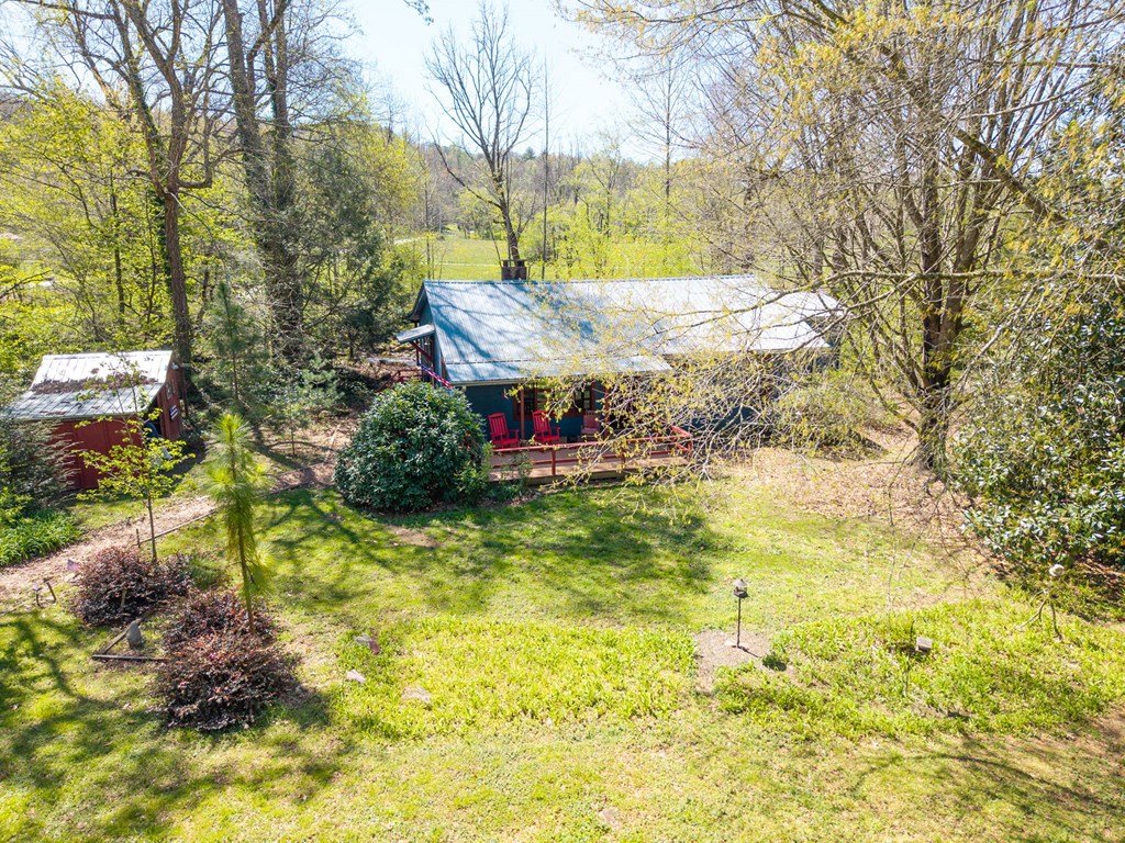 429511 Hayesville Residential