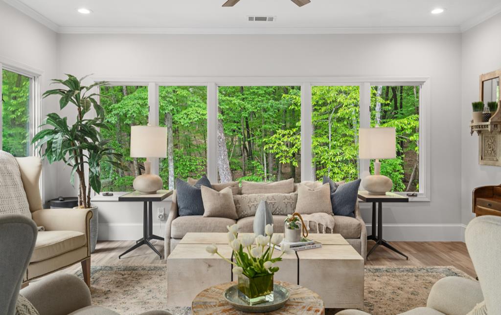 429512 Jasper Residential