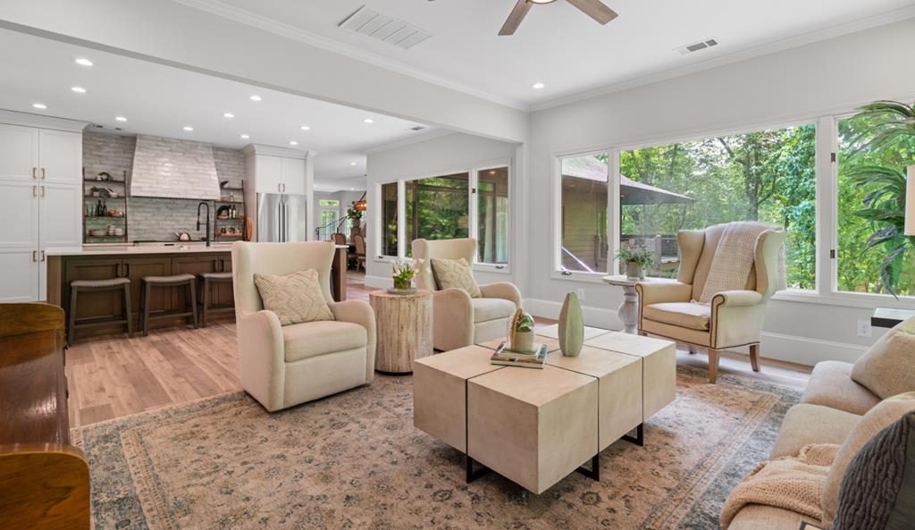 429512 Jasper Residential