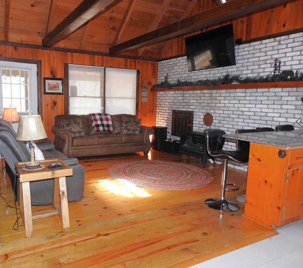 429513 Blue Ridge Residential