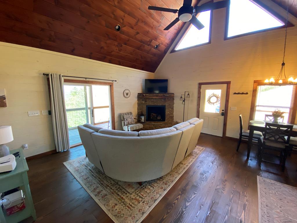 429514 Brasstown Residential