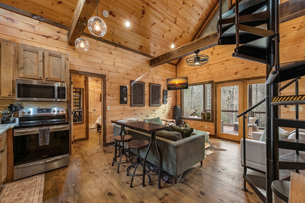 429519 McCaysville Residential