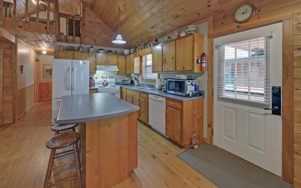 429521 Blue Ridge Residential