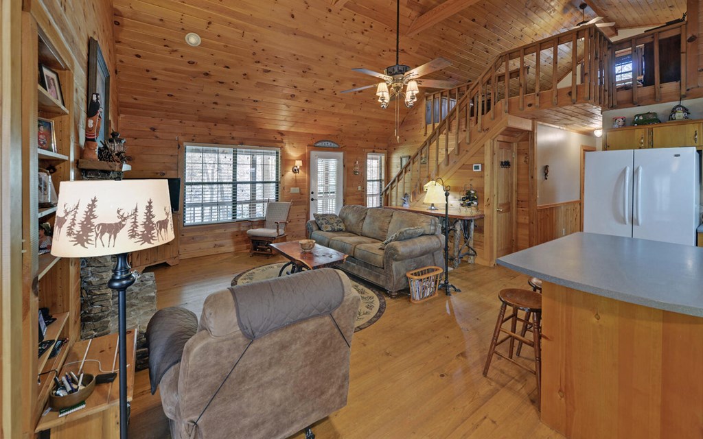 429521 Blue Ridge Residential