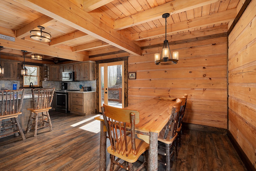 429523 Blue Ridge Residential