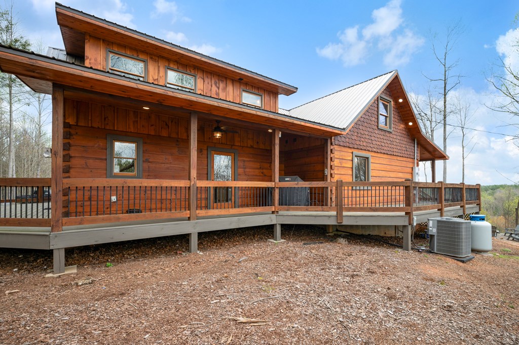 429523 Blue Ridge Residential