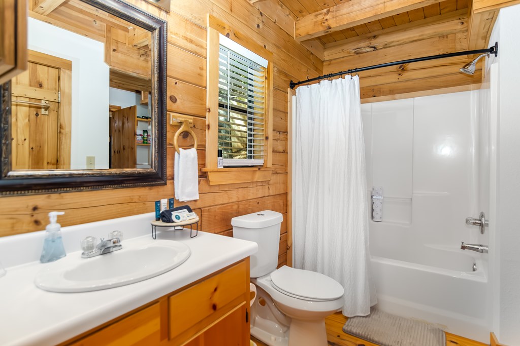 429524 Blairsville Residential