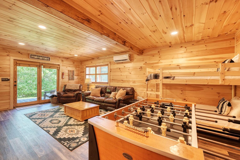 429525 Blairsville Residential