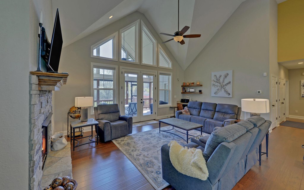 429526 Blairsville Residential