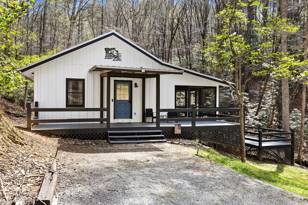 429529 Morganton Residential