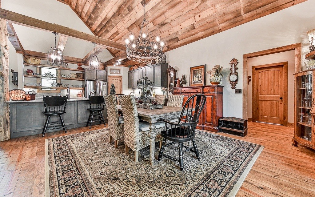 429533 Morganton Residential