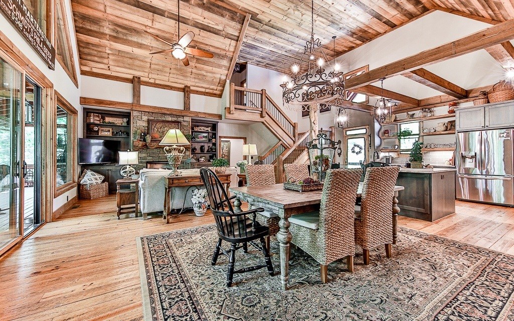 429533 Morganton Residential