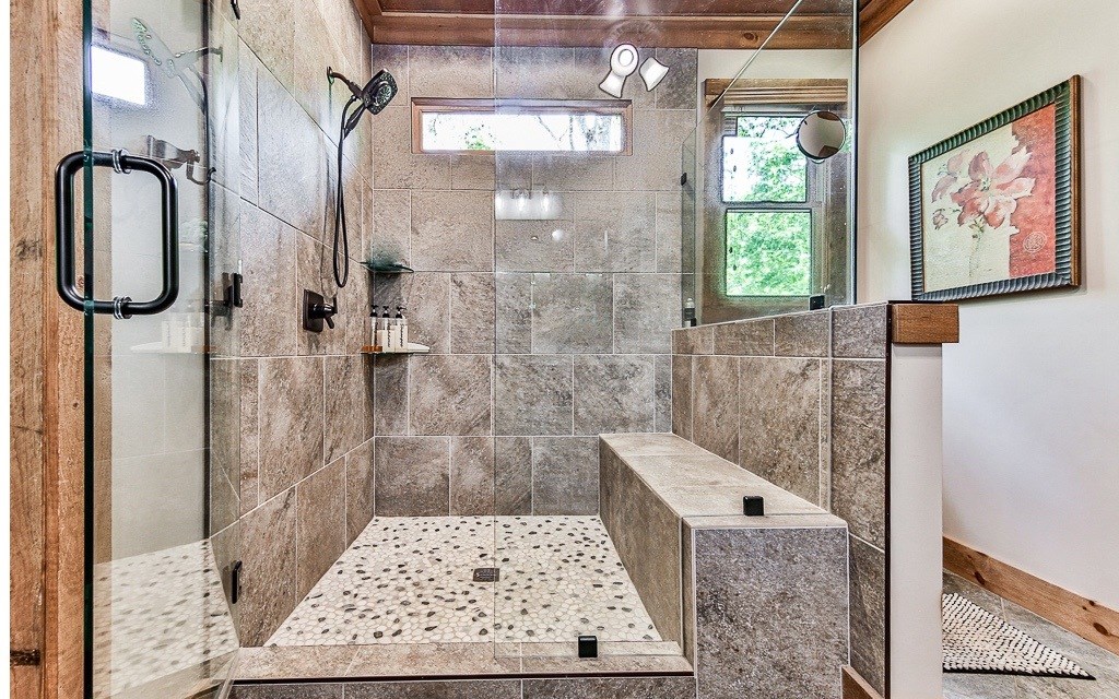 429533 Morganton Residential