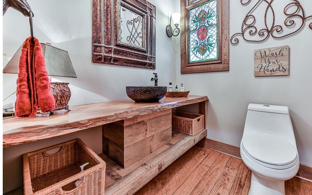 429533 Morganton Residential