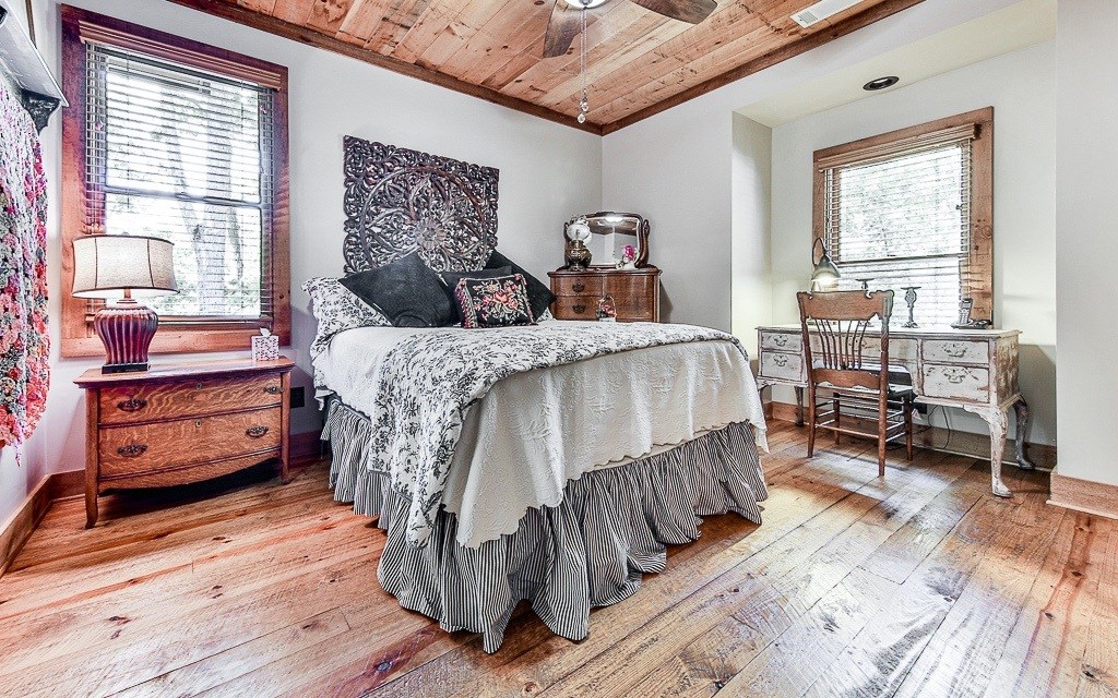 429533 Morganton Residential