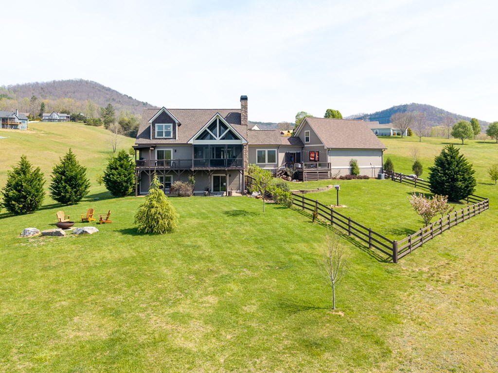 429537 Young Harris Residential