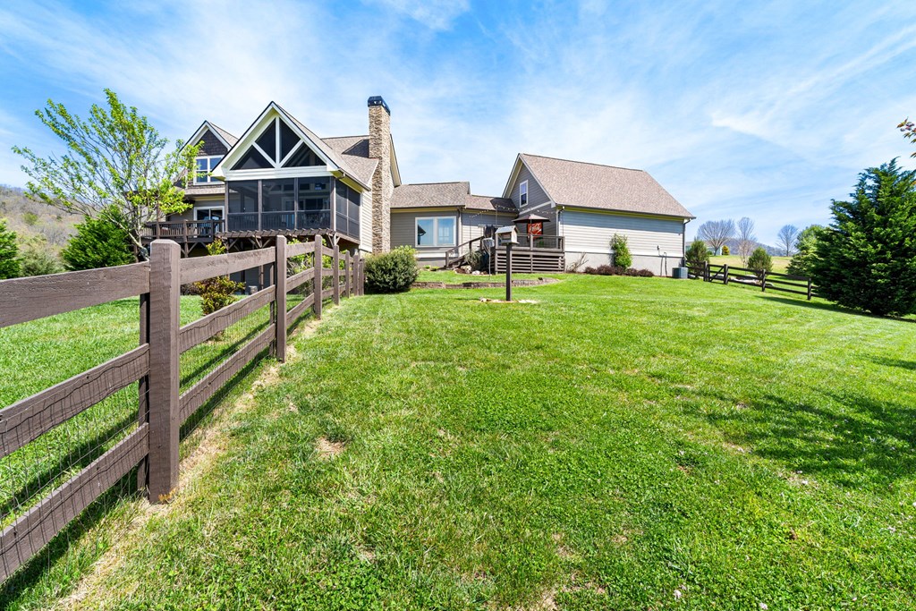 429537 Young Harris Residential