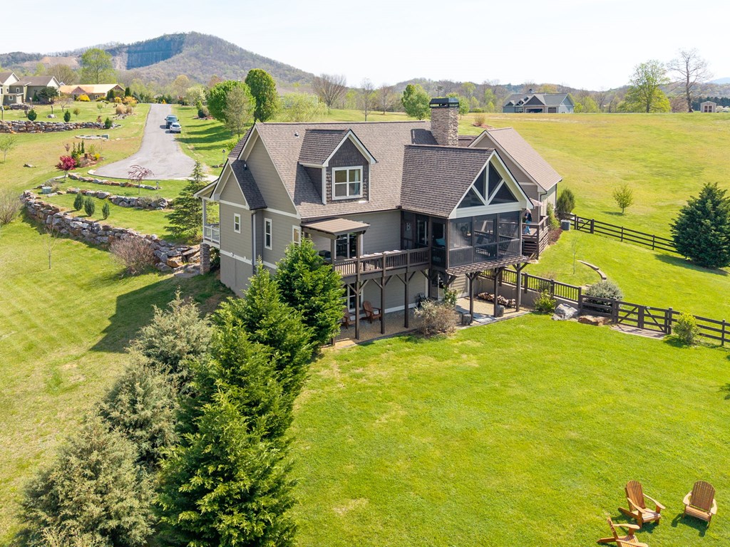 429537 Young Harris Residential