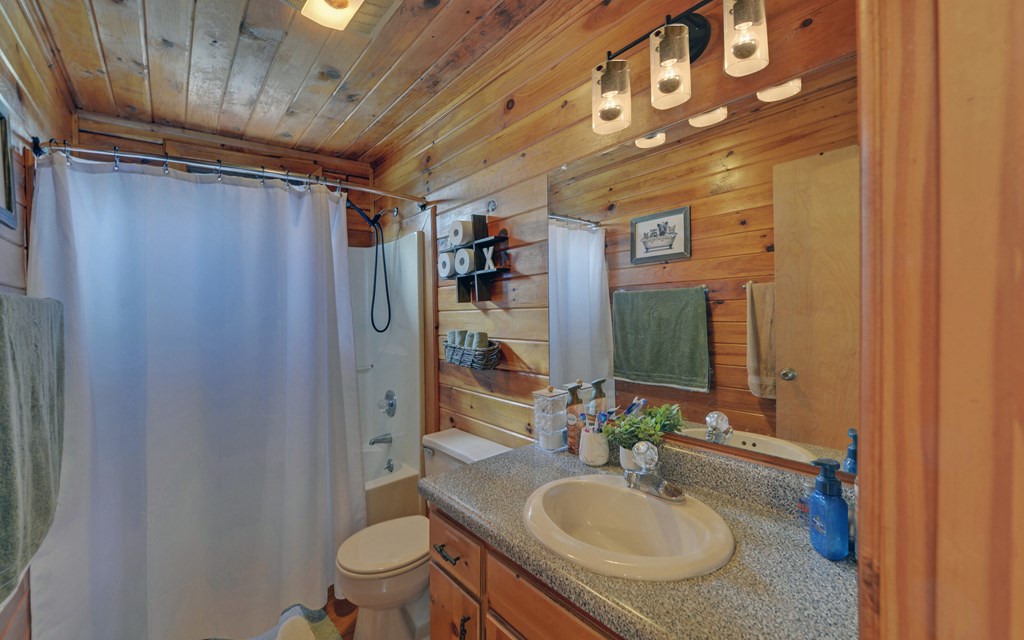 429540 Blue Ridge Residential