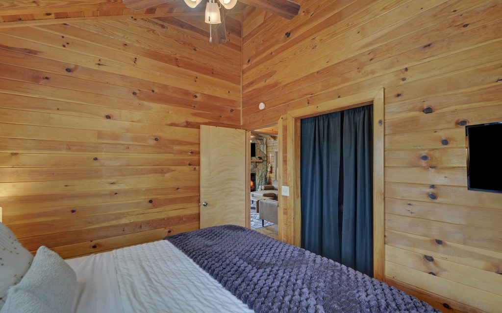 429540 Blue Ridge Residential