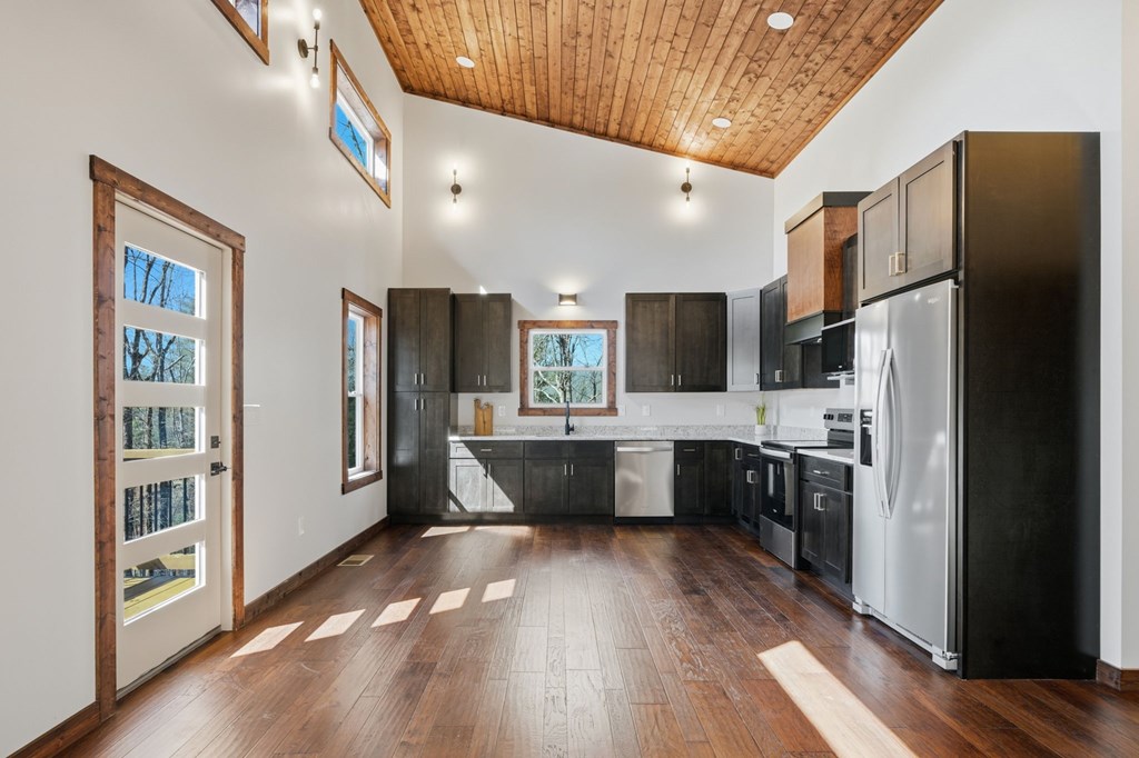 429543 Ellijay Residential