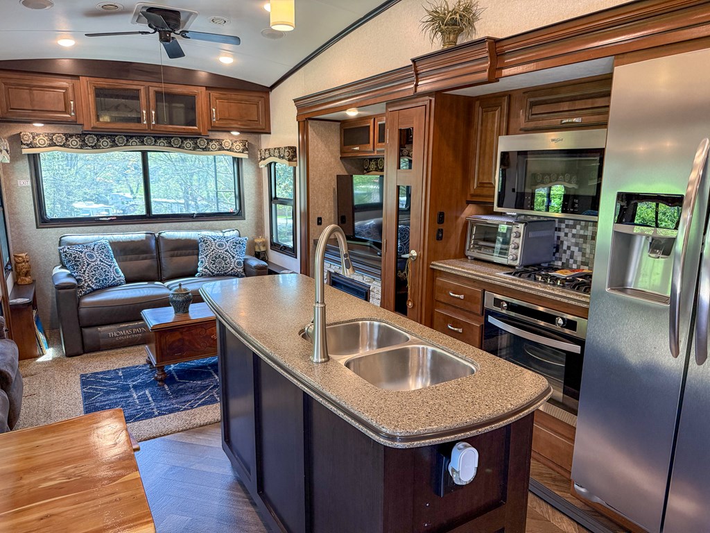 429545 Blairsville Residential