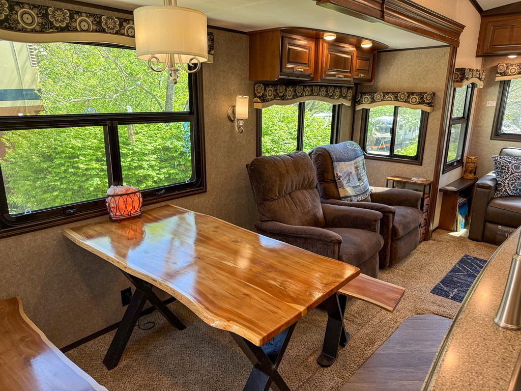 429545 Blairsville Residential