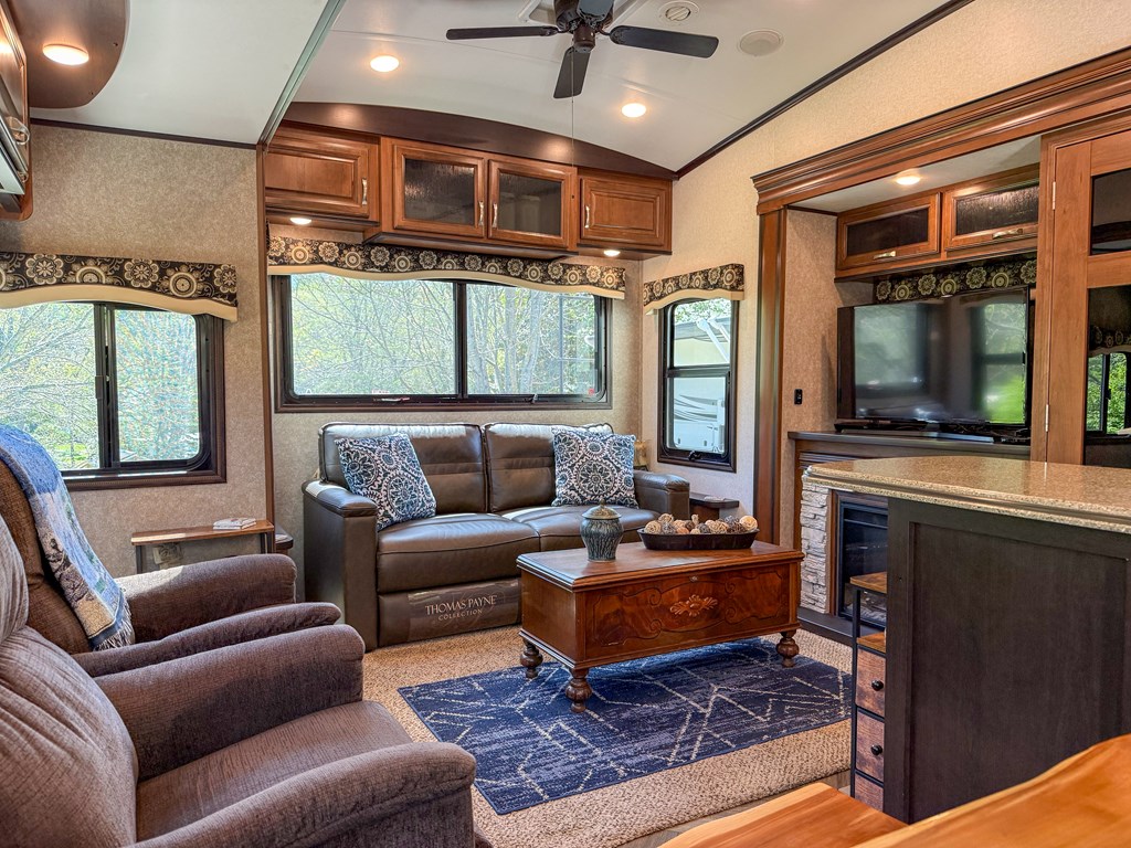 429545 Blairsville Residential