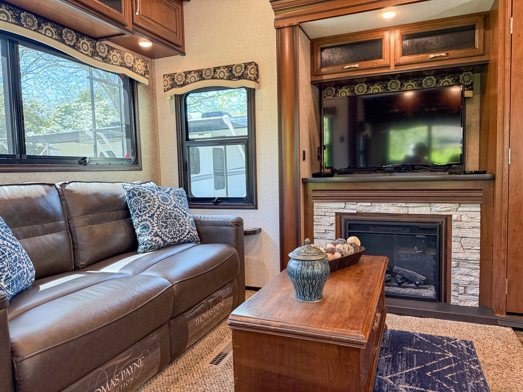 429545 Blairsville Residential