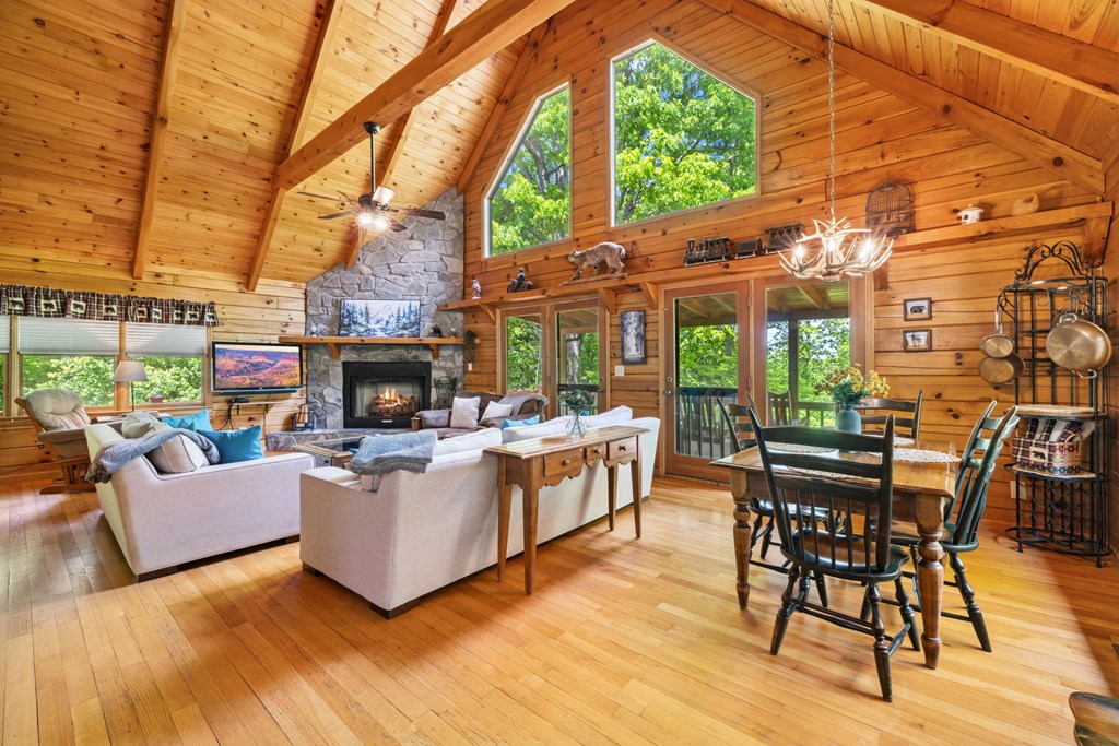 429546 Morganton Residential