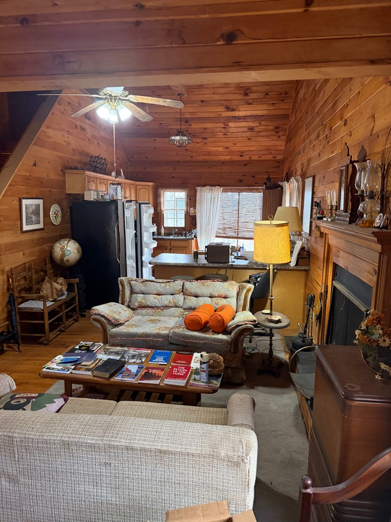 429547 Ellijay Residential