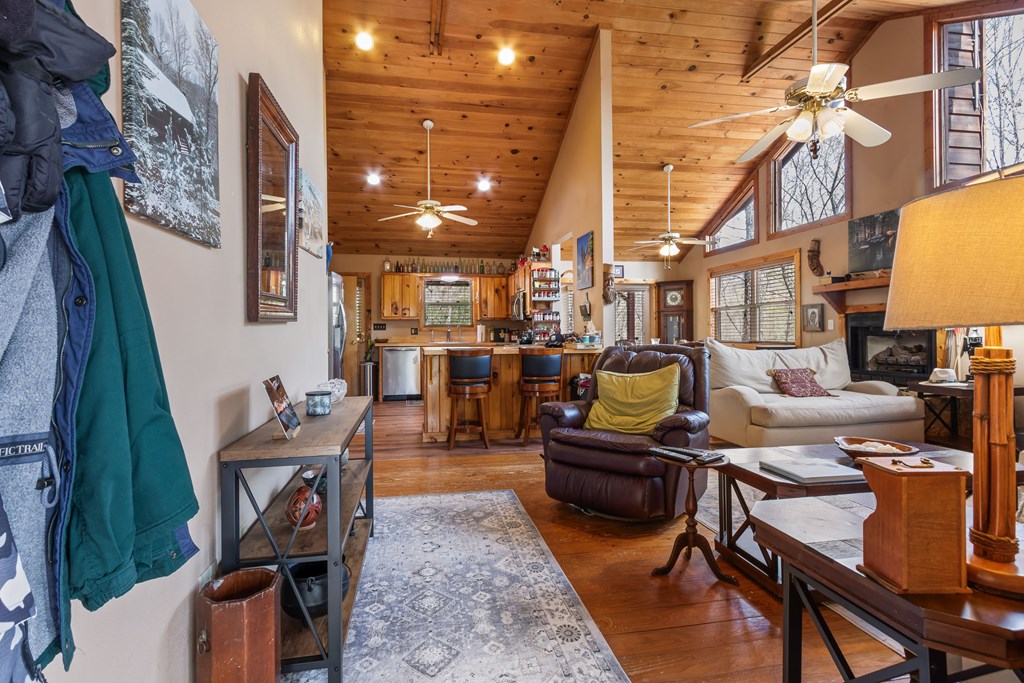 429549 Murphy Residential