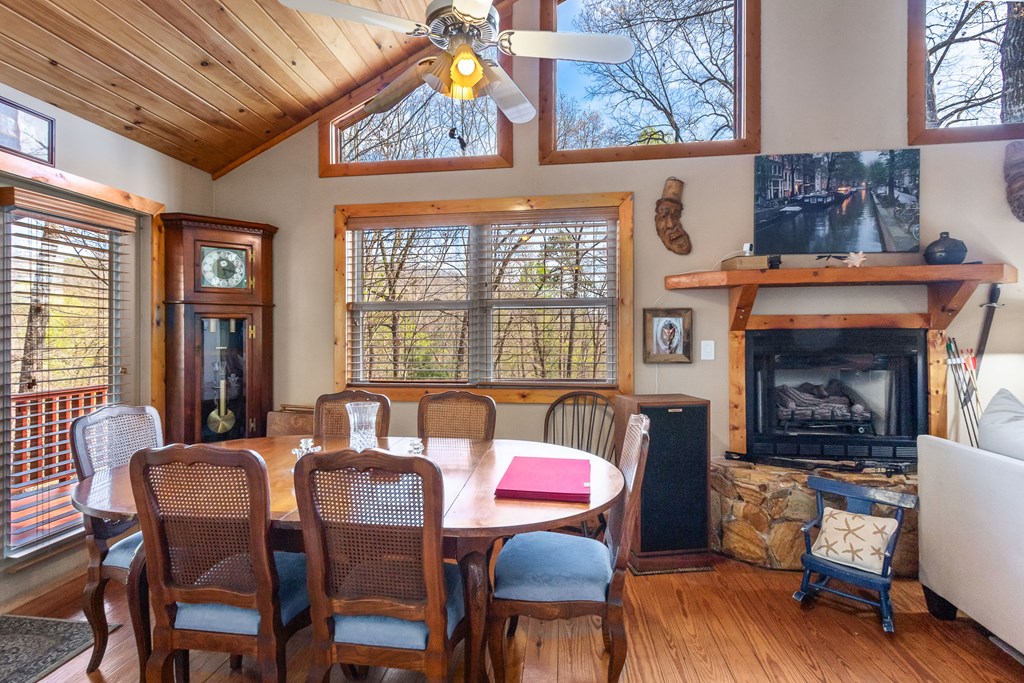 429549 Murphy Residential