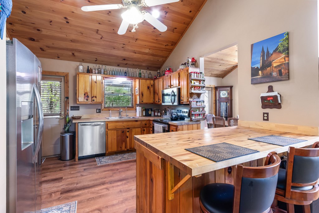 429549 Murphy Residential