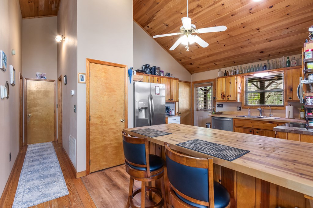 429549 Murphy Residential