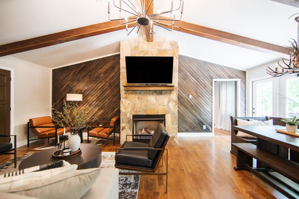 429550 Blue Ridge Residential