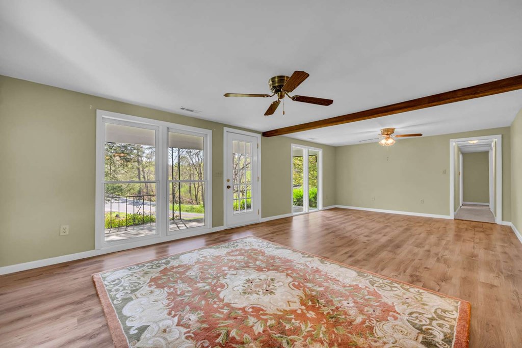 429555 Blue Ridge Residential