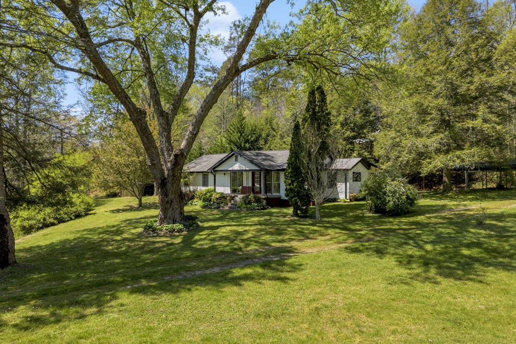 429555 Blue Ridge Residential