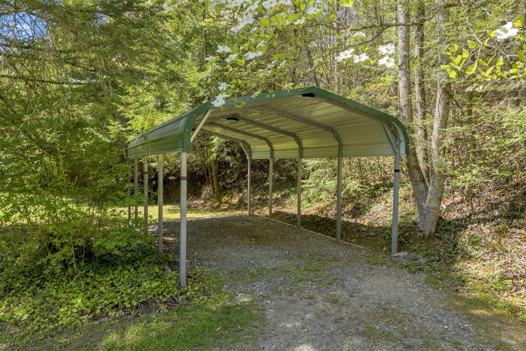 429555 Blue Ridge Residential