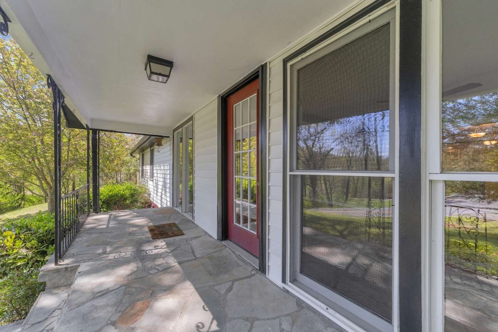 429555 Blue Ridge Residential