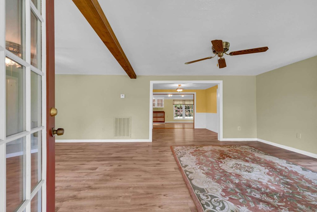 429555 Blue Ridge Residential