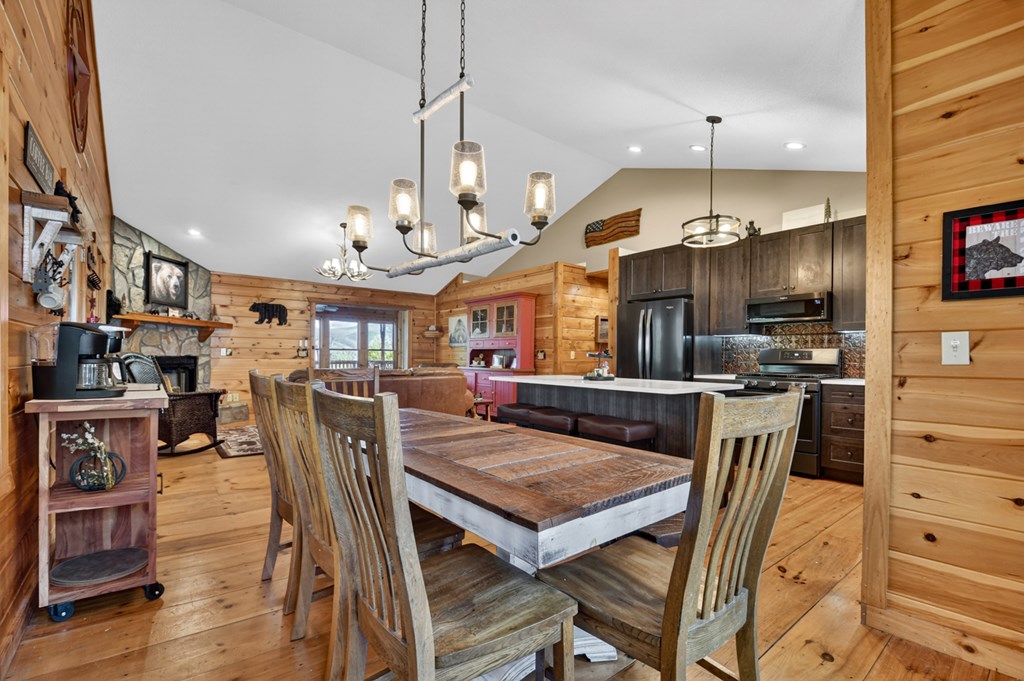 429556 Ellijay Residential