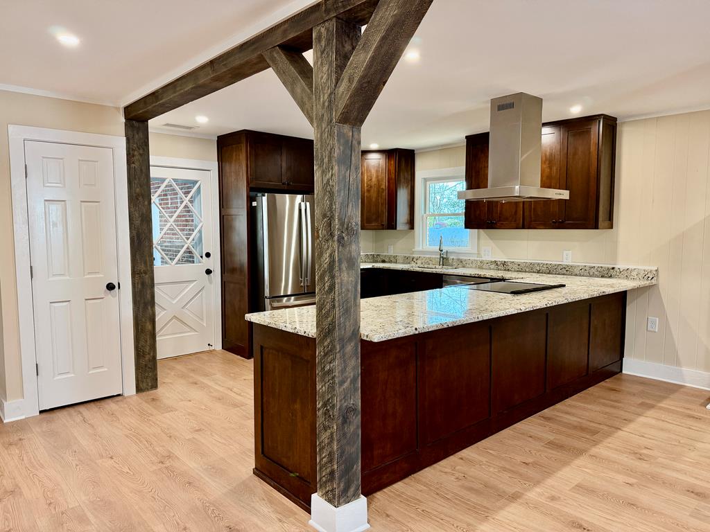 429561 Morganton Residential