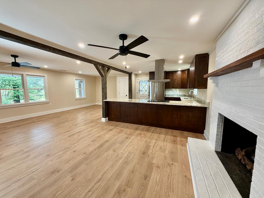 429561 Morganton Residential