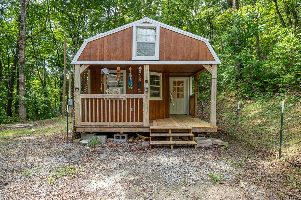 429563 Ellijay Residential