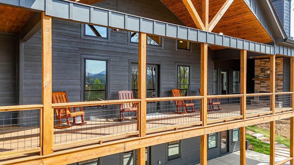 429570 Morganton Residential